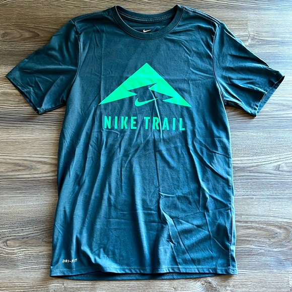 Nike Trail Dry-Fit T-shirt - Men’s Medium Gray - Picture 1 of 3